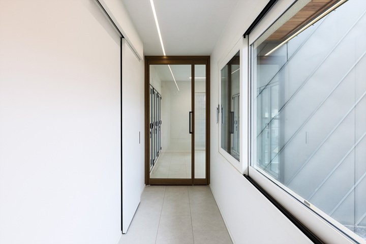 Geochang 50-Pyeong Old House — interior detail