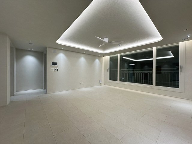 Technopolis Seohan Idaeum 33A — interior detail