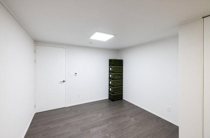 Wolseong Prugio 34 — interior detail